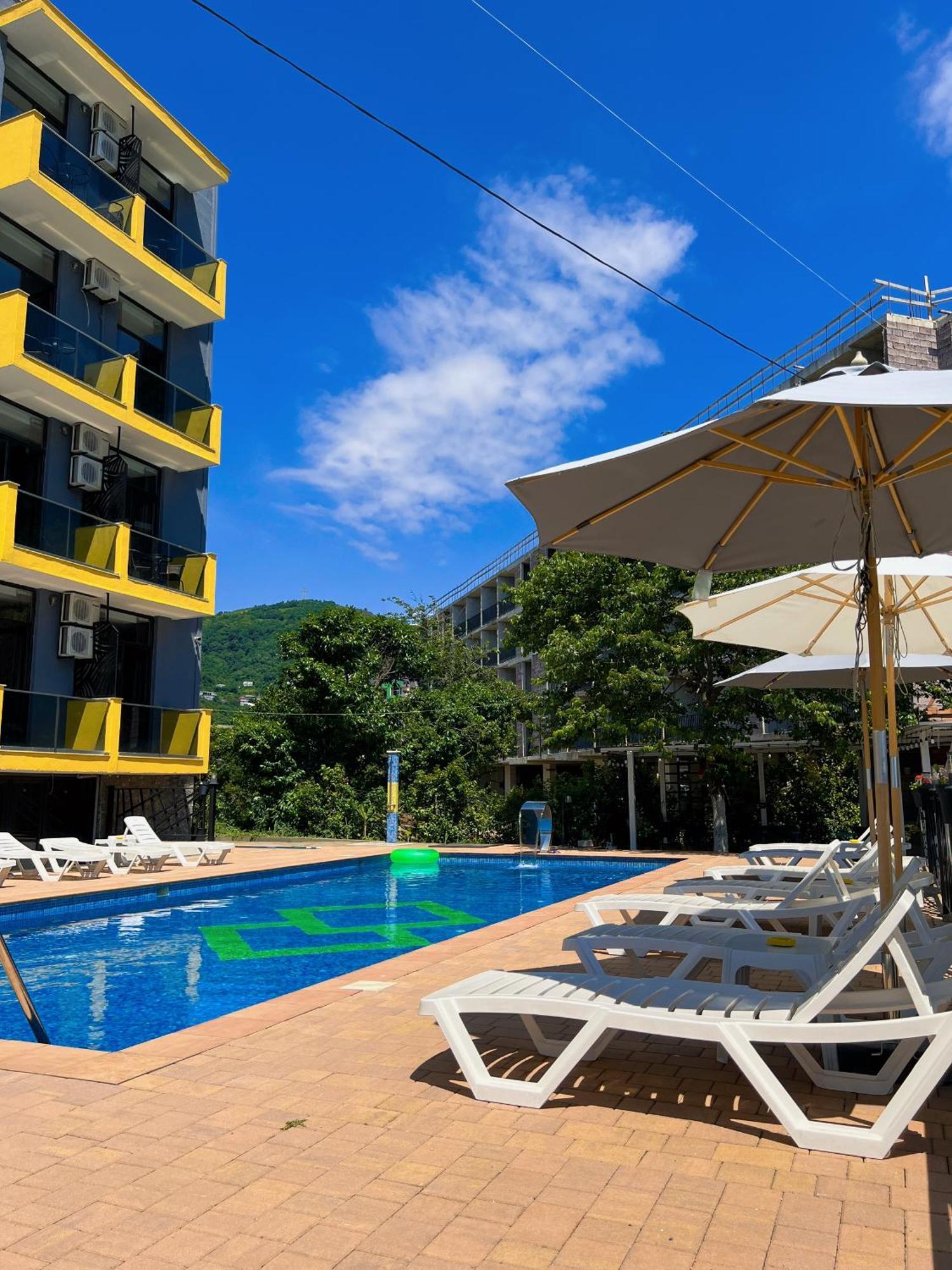 Casa Del Mar Hotel Kvariati Exterior photo